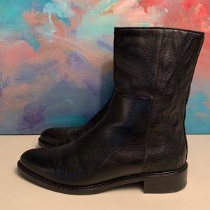 Aquatalia Quilted Leather Boot size 10